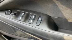 Vauxhall Crossland 1.2 Design 5dr Petrol Hatchback